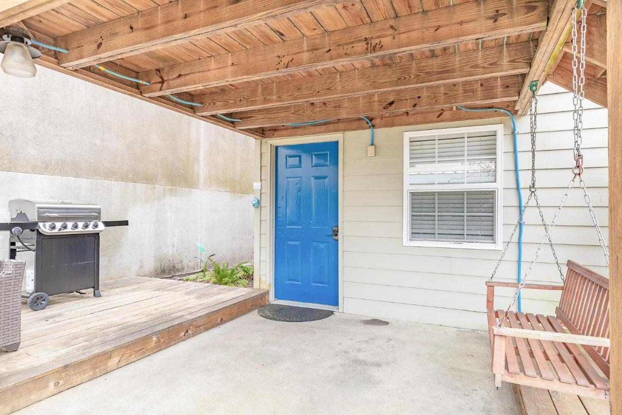 23 Center St - Sunny Side Down - Downstairs Apartment Folly Beach Bagian luar foto