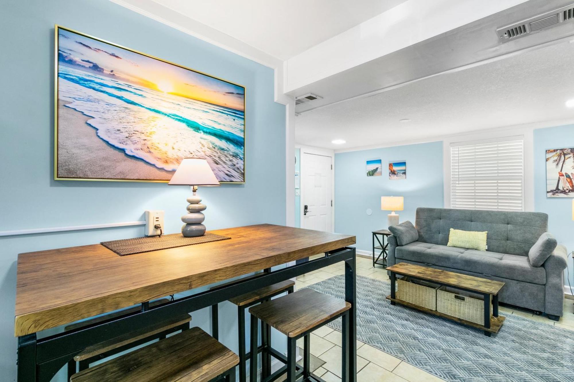 23 Center St - Sunny Side Down - Downstairs Apartment Folly Beach Bagian luar foto